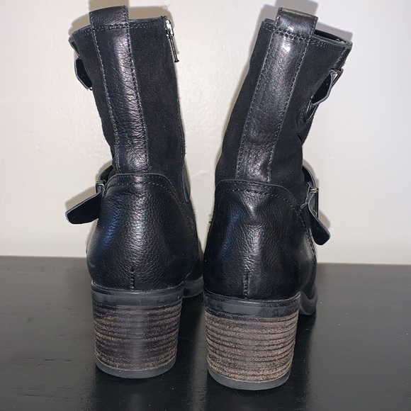 Clarks Leather and Suede Stacked Heel Boots. Size 10. - Picture 3 of 13